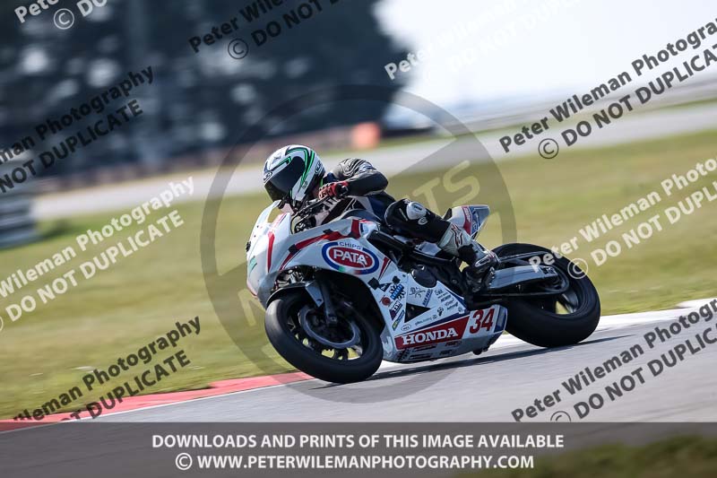 enduro digital images;event digital images;eventdigitalimages;no limits trackdays;peter wileman photography;racing digital images;snetterton;snetterton no limits trackday;snetterton photographs;snetterton trackday photographs;trackday digital images;trackday photos